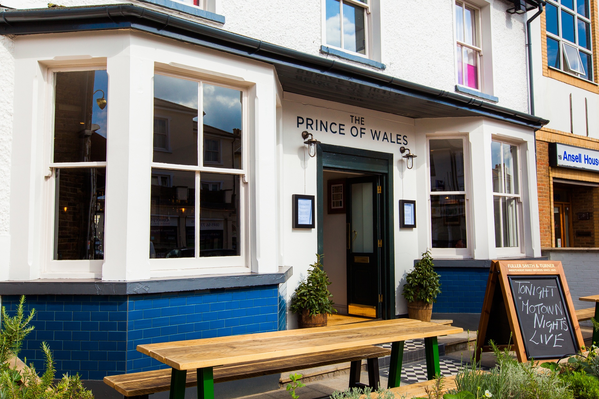 Prince of Wales - View the Gallery of The Prince of Wales Pub and ...